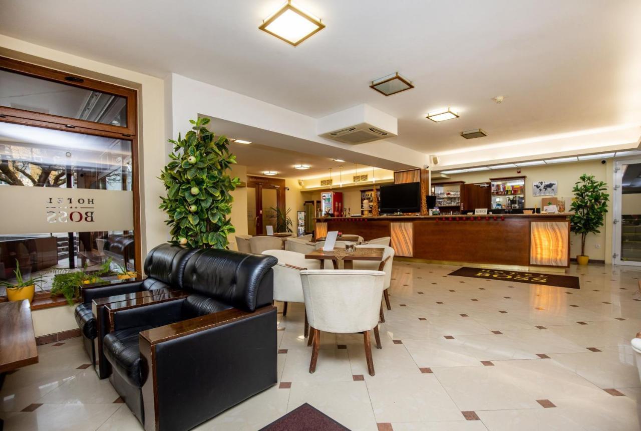 Hotel Boss Жилина Экстерьер фото